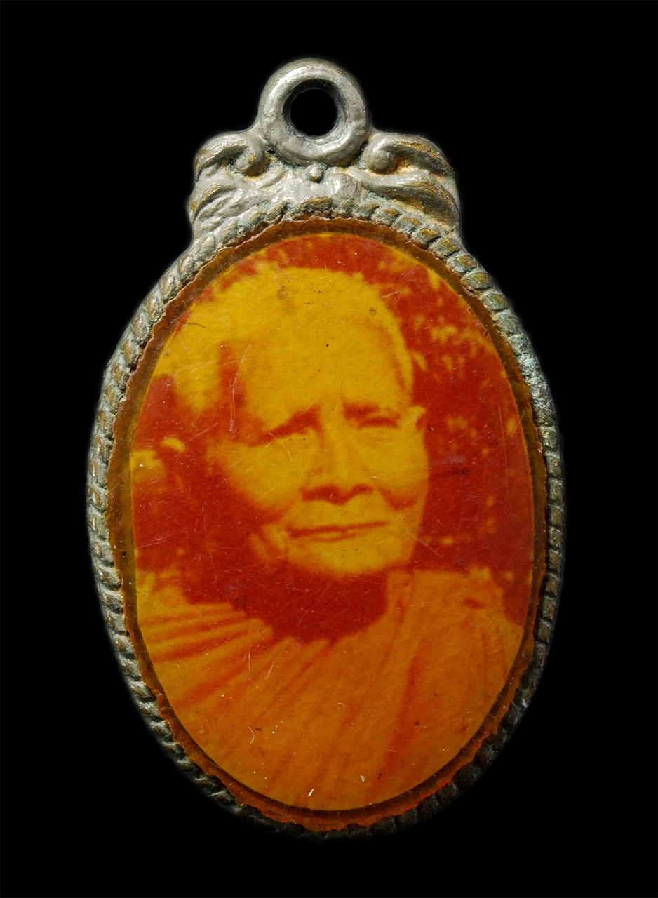 2569-01-25 (55)p.jpg - ล็อกเก็ต หลวงปู่แหวน สุจิณโณ วัดดอยแม่ปั๋ง เชียงใหม่ พุทโธ อรหัง ธรรมโม อรหัง สังโฆ อรหัง พระเก่าสวย น่าเก็บสะสมบูชา | https://kamulet.in.th